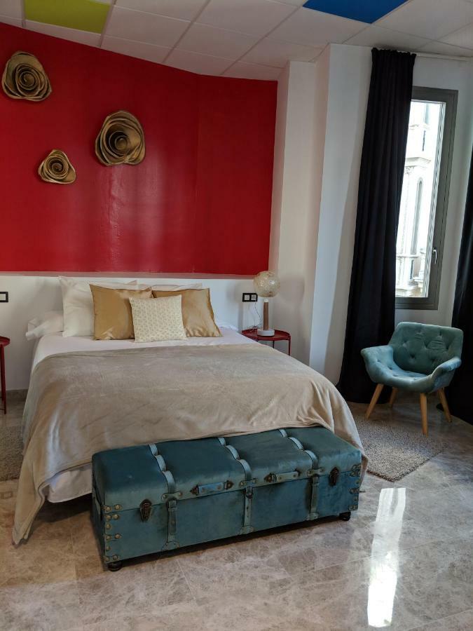 Apartamentos Arc Felix Saenz 2 2 Малага Екстериор снимка